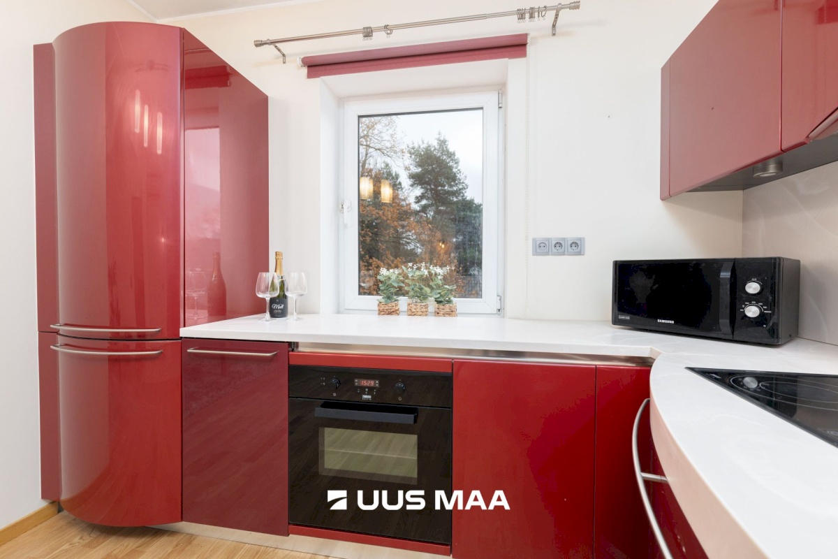 Tallinn, Nõmme linnaosa, Pärnu mnt 289/2