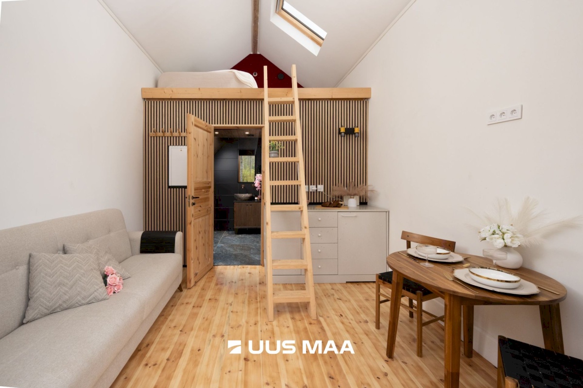 Lääne-Nigula vald, Telise küla/Tällnäs, Juurika 5