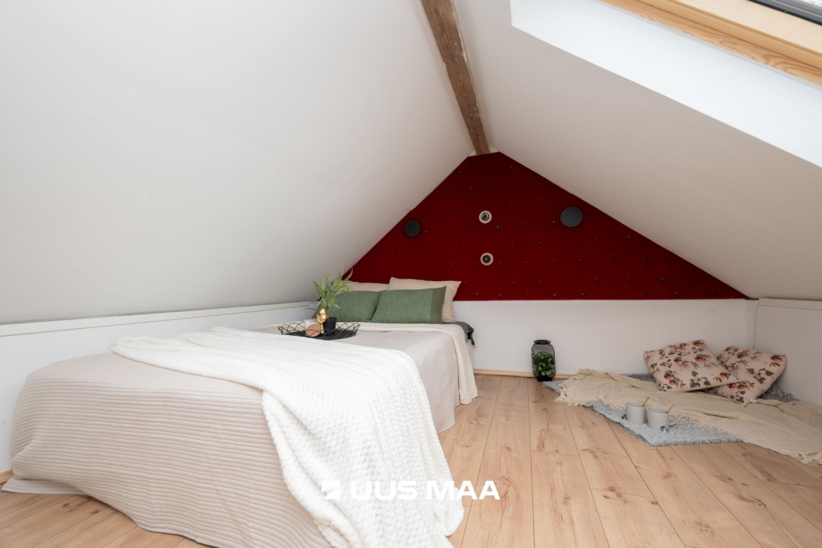 Lääne-Nigula vald, Telise küla/Tällnäs, Juurika 5