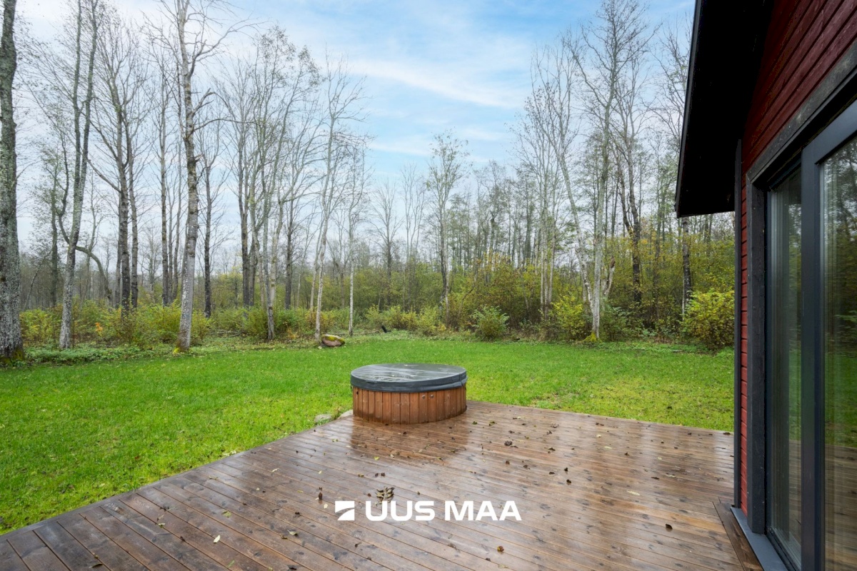 Lääne-Nigula vald, Telise küla/Tällnäs, Juurika 5