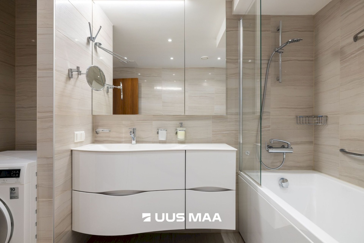 Tallinn, Põhja-Tallinna linnaosa, Kalamaja, Põhja pst 5