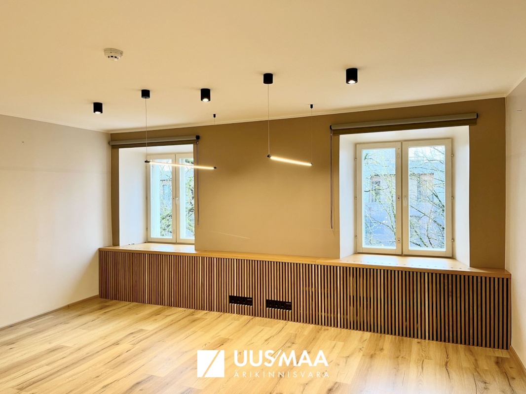 Tallinn, Kesklinna linnaosa, Tõnismägi 9