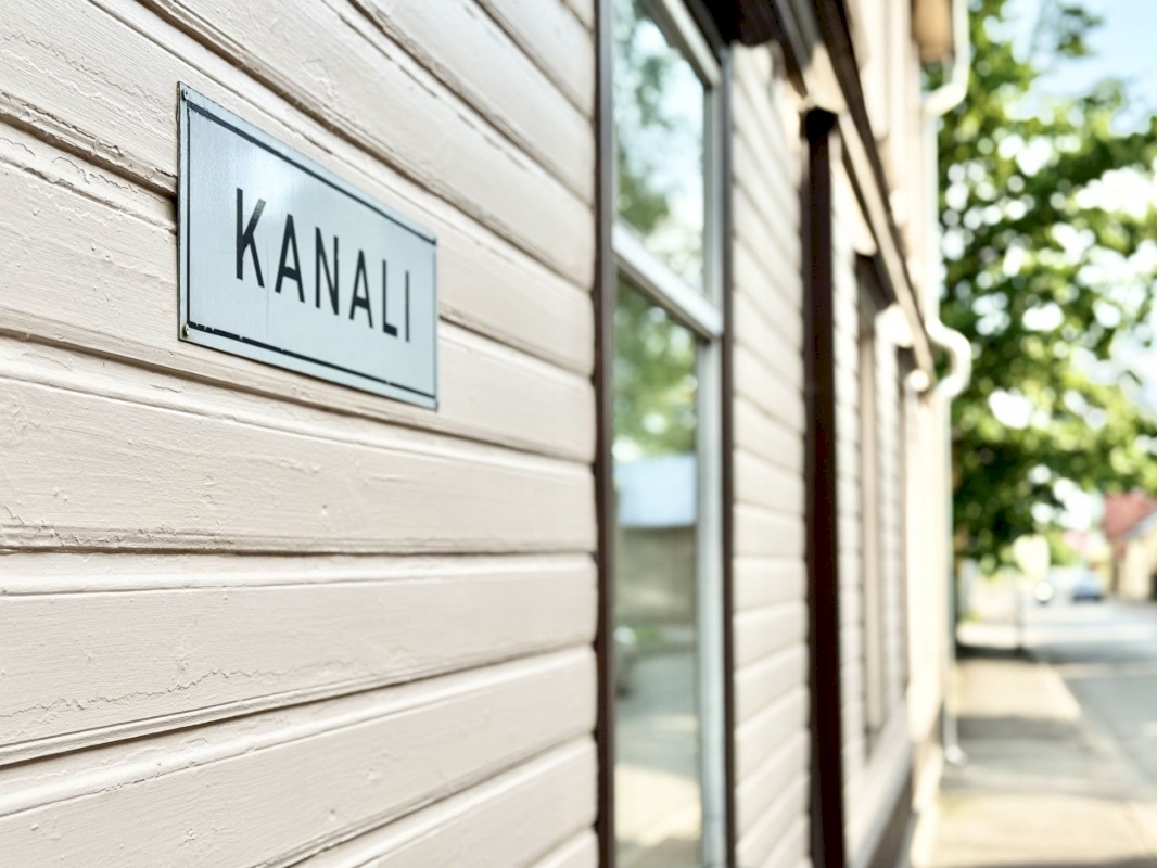 Pärnu linn, Pärnu linn, Kesklinn, Riia mnt 93