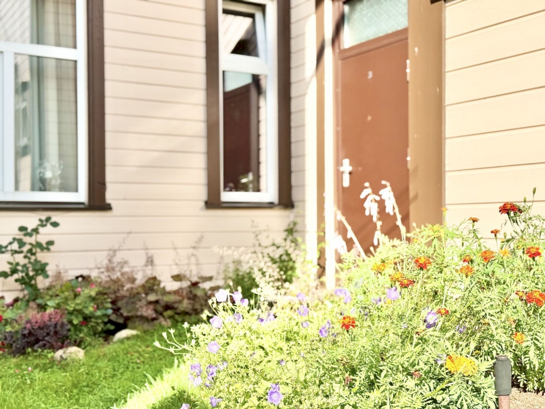 Pärnu linn, Pärnu linn, Kesklinn, Riia mnt 93