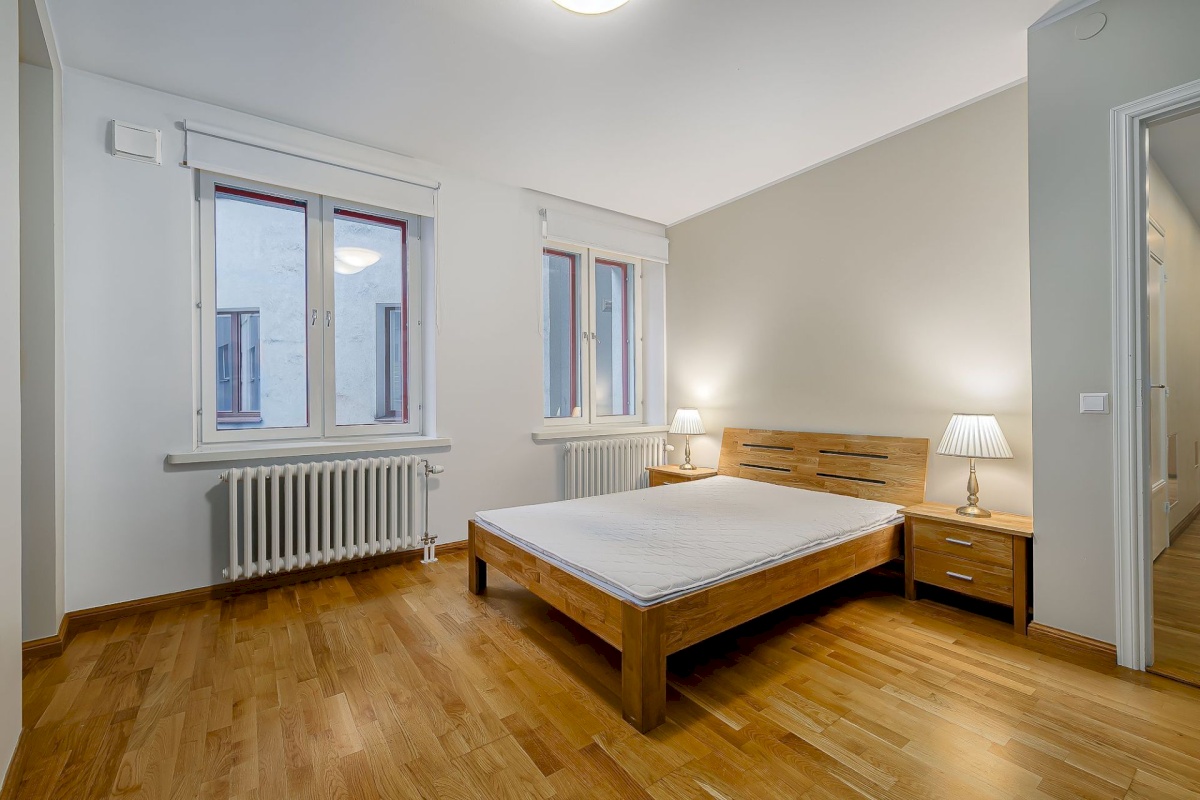 Tallinn, Kesklinna linnaosa, Südalinn, Pärnu mnt 27