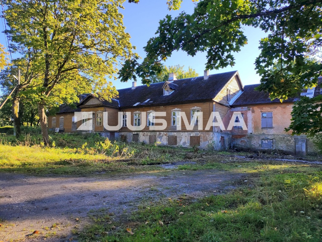 Harku vald, Kumna küla, Kumnamõisa tee 4