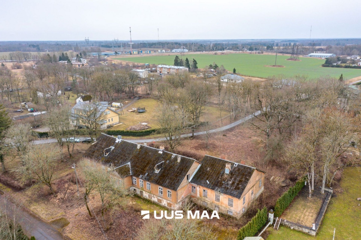 Harku vald, Kumna küla, Kumnamõisa tee 4