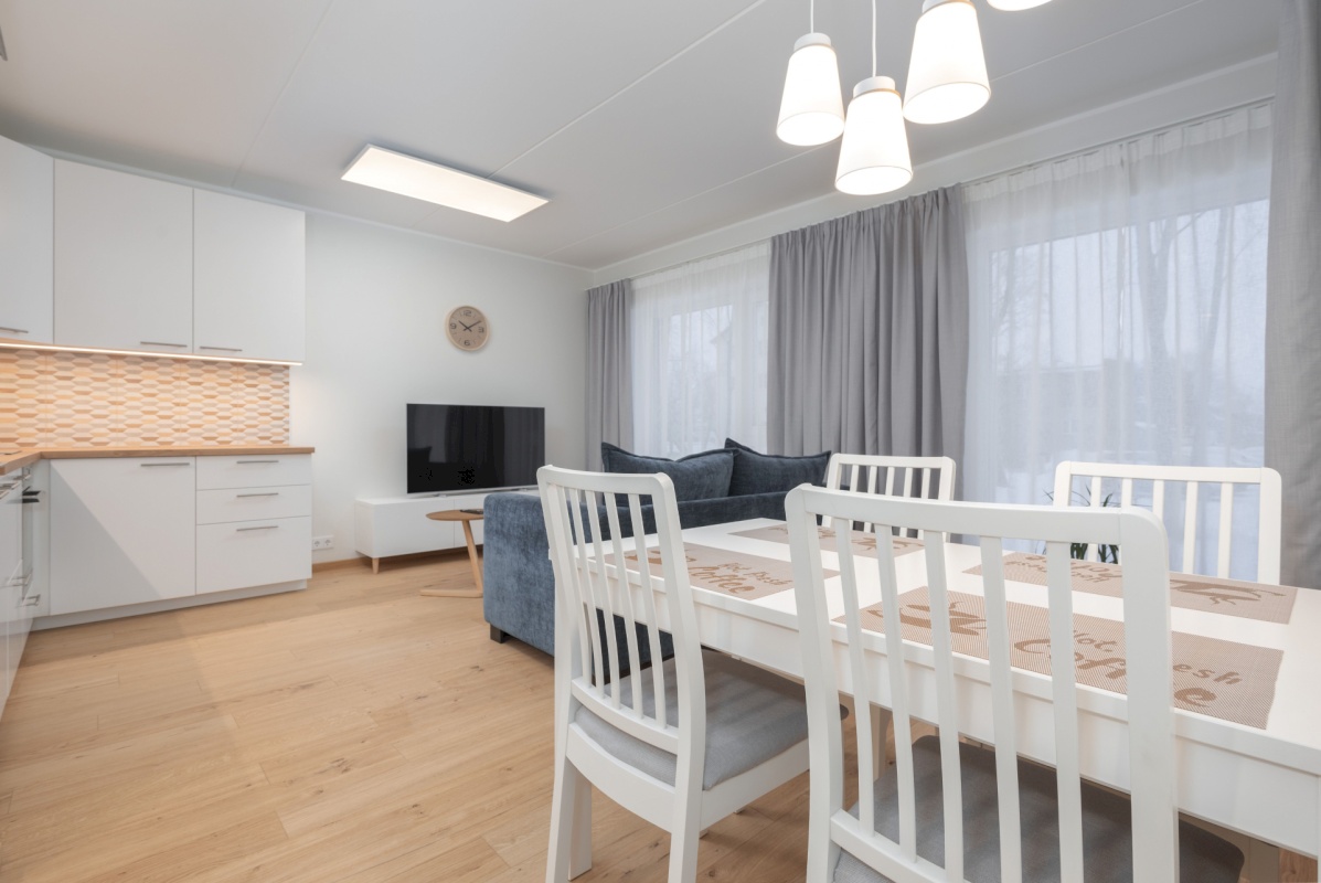 Keila linn, Ülesõidu tn 1