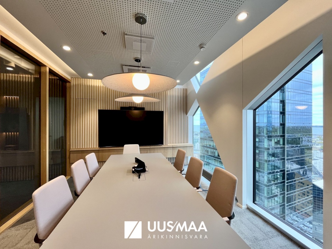 Tallinn, Kesklinna linnaosa, Maakri 30