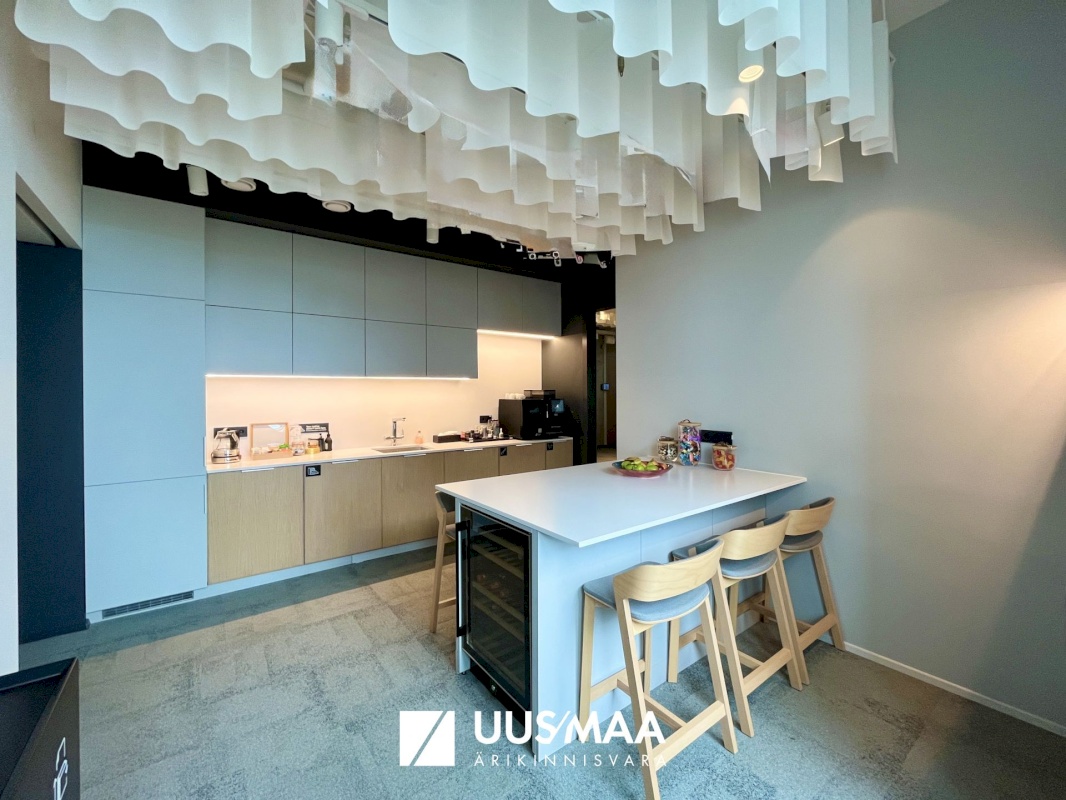 Tallinn, Kesklinna linnaosa, Maakri 30