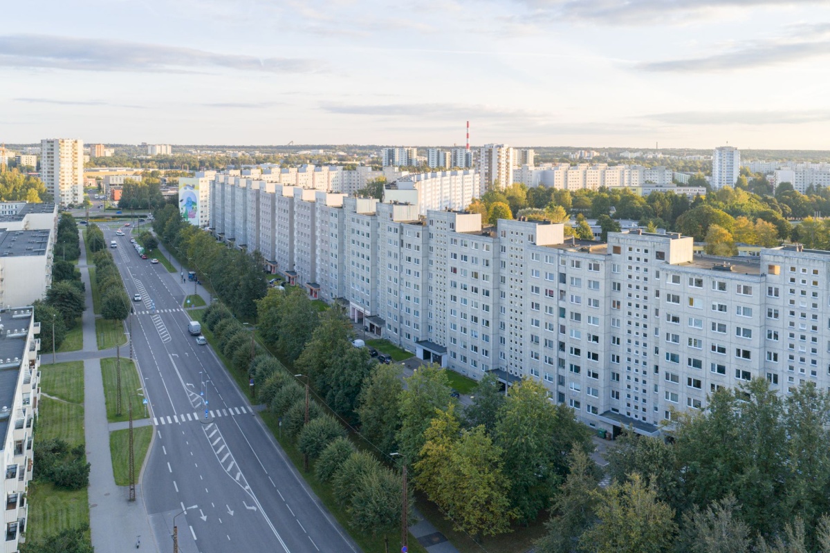 Tallinn, Haabersti linnaosa, Väike-Õismäe, Õismäe tee 142