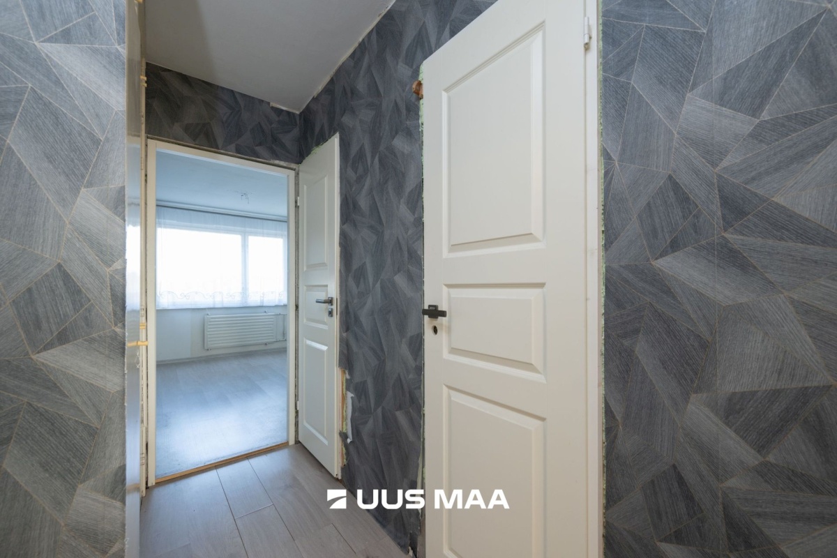 Tallinn, Haabersti linnaosa, Väike-Õismäe, Õismäe tee 142