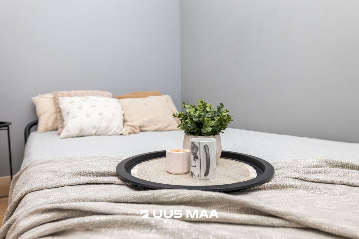 Tallinn, Haabersti linnaosa, Väike-Õismäe, Õismäe tee 142