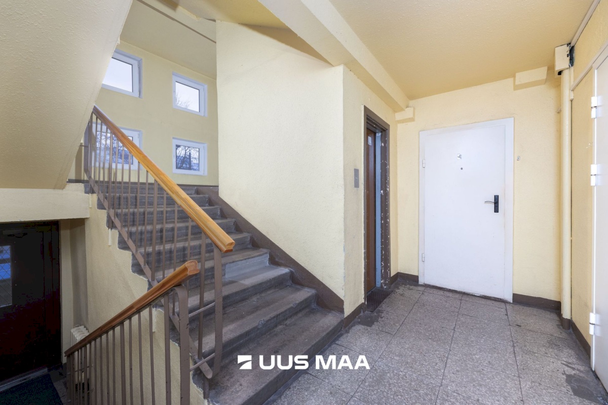 Tallinn, Haabersti linnaosa, Väike-Õismäe, Õismäe tee 142