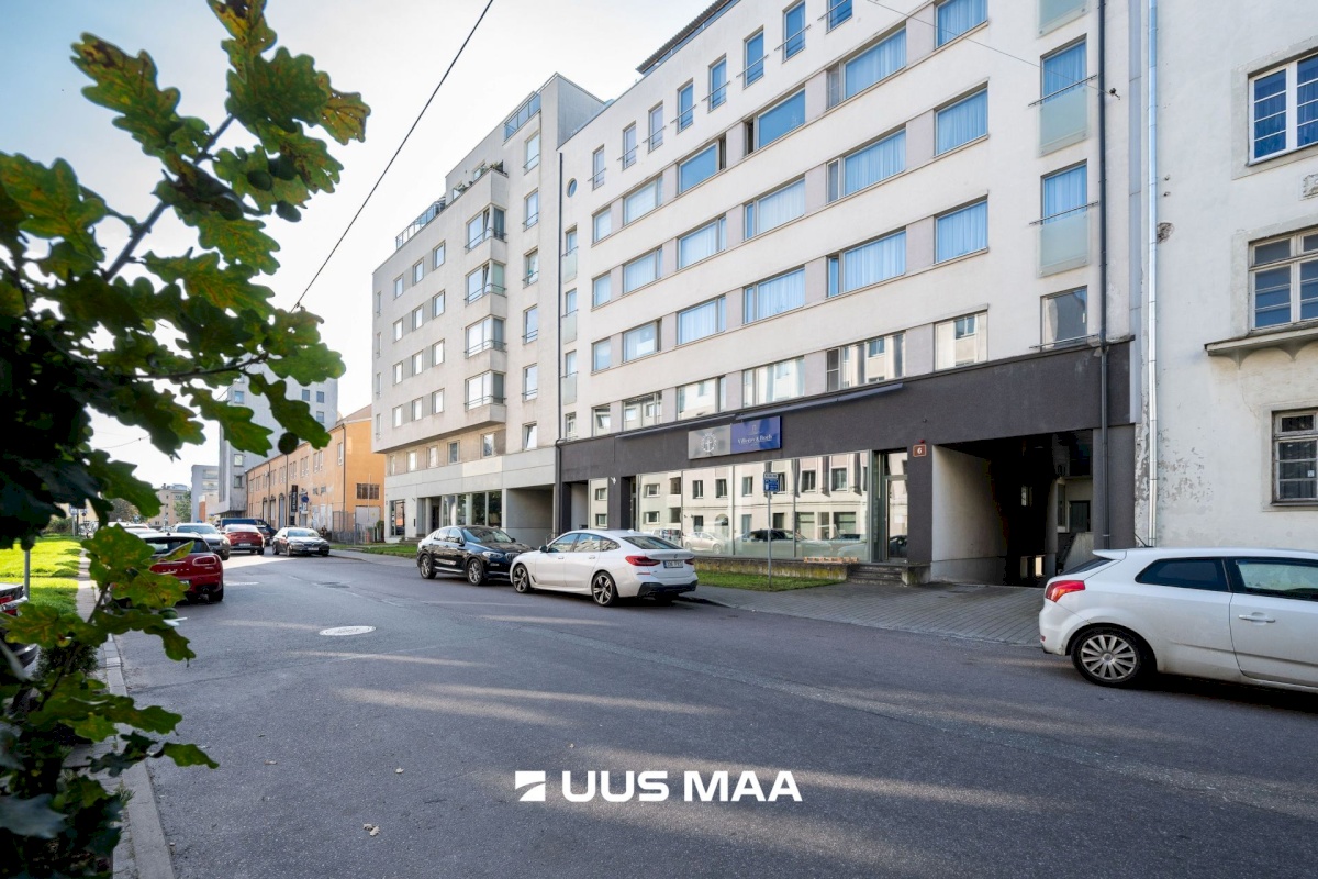 Tallinn, Kesklinna linnaosa, Kadriorg, F. R. Faehlmanni 6