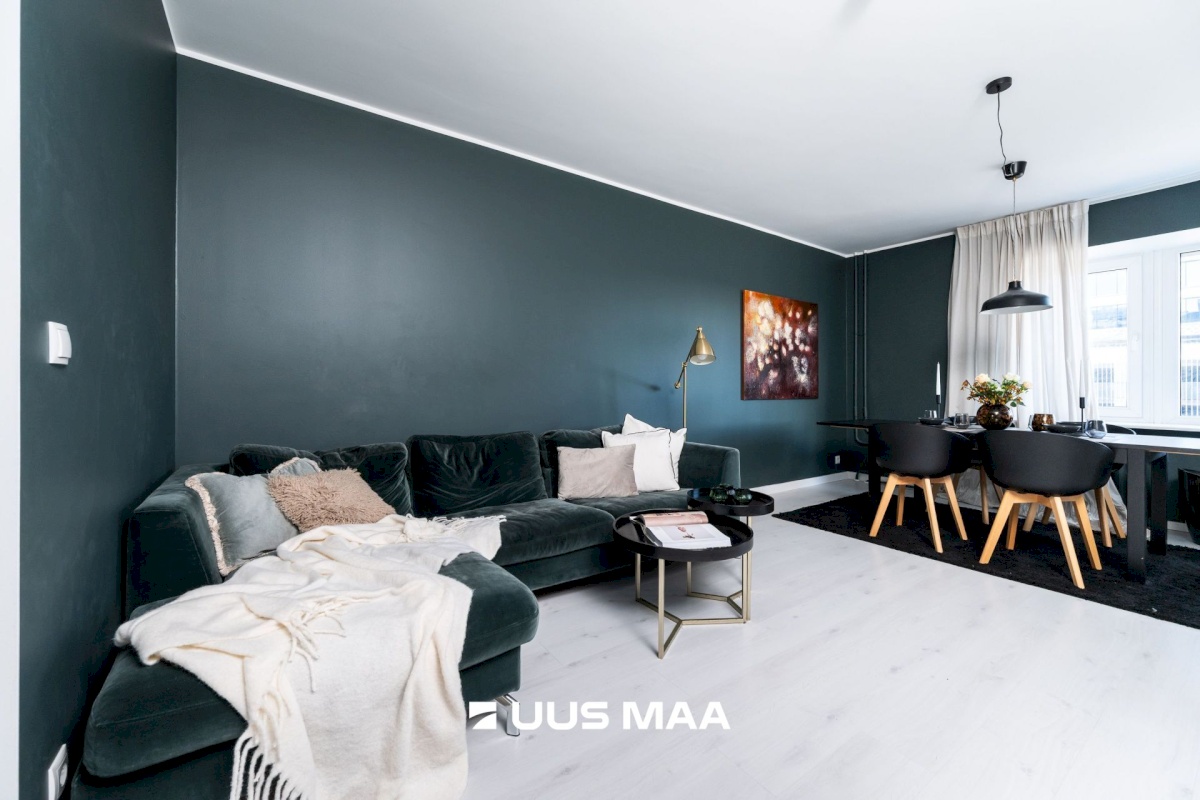 Tallinn, Kesklinna linnaosa, Pärnu mnt 106