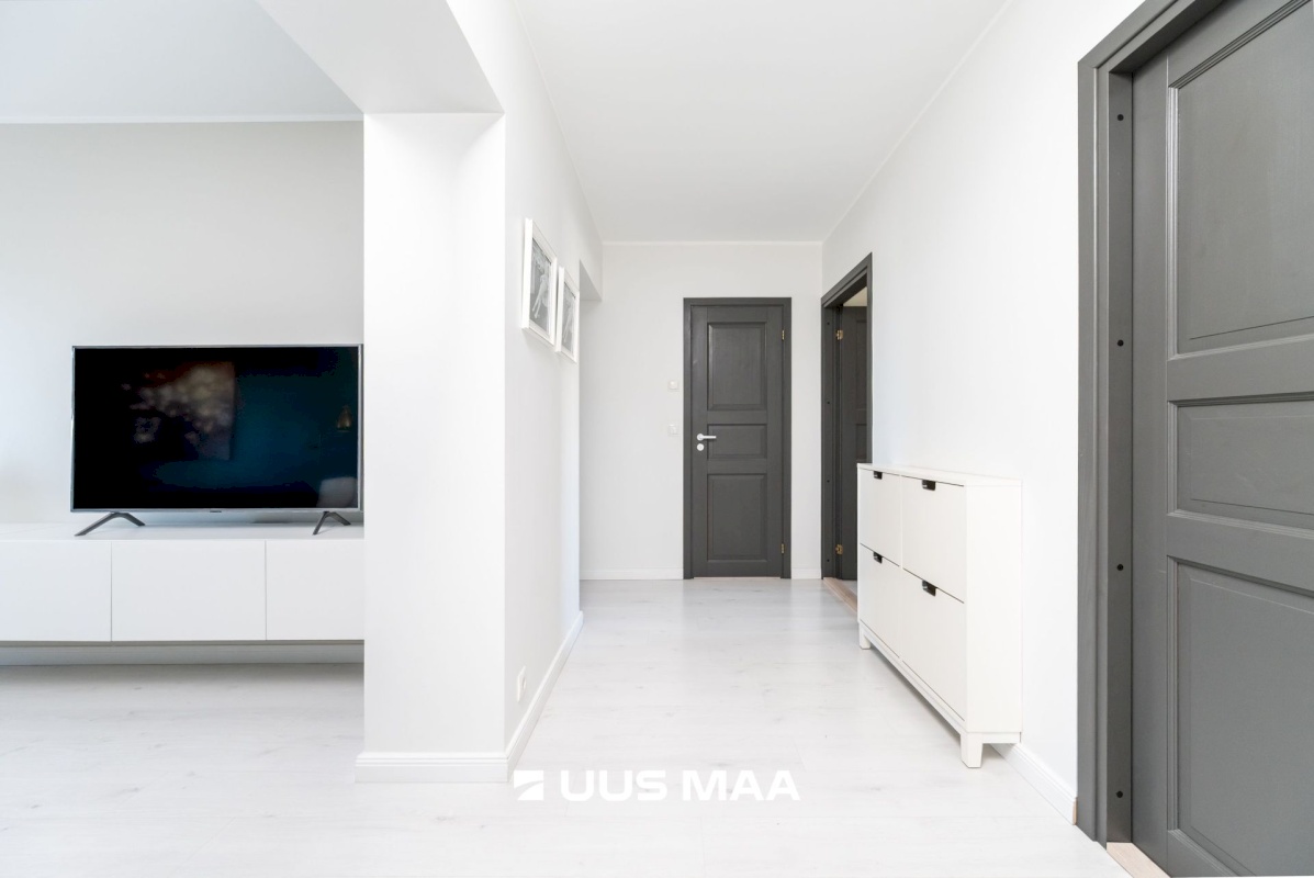 Tallinn, Kesklinna linnaosa, Pärnu mnt 106