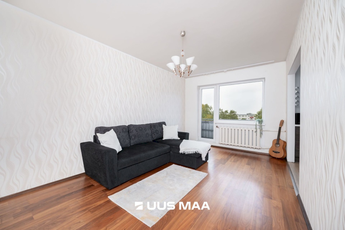 Tallinn, Mustamäe linnaosa, Mustamäe, Mustamäe tee 102