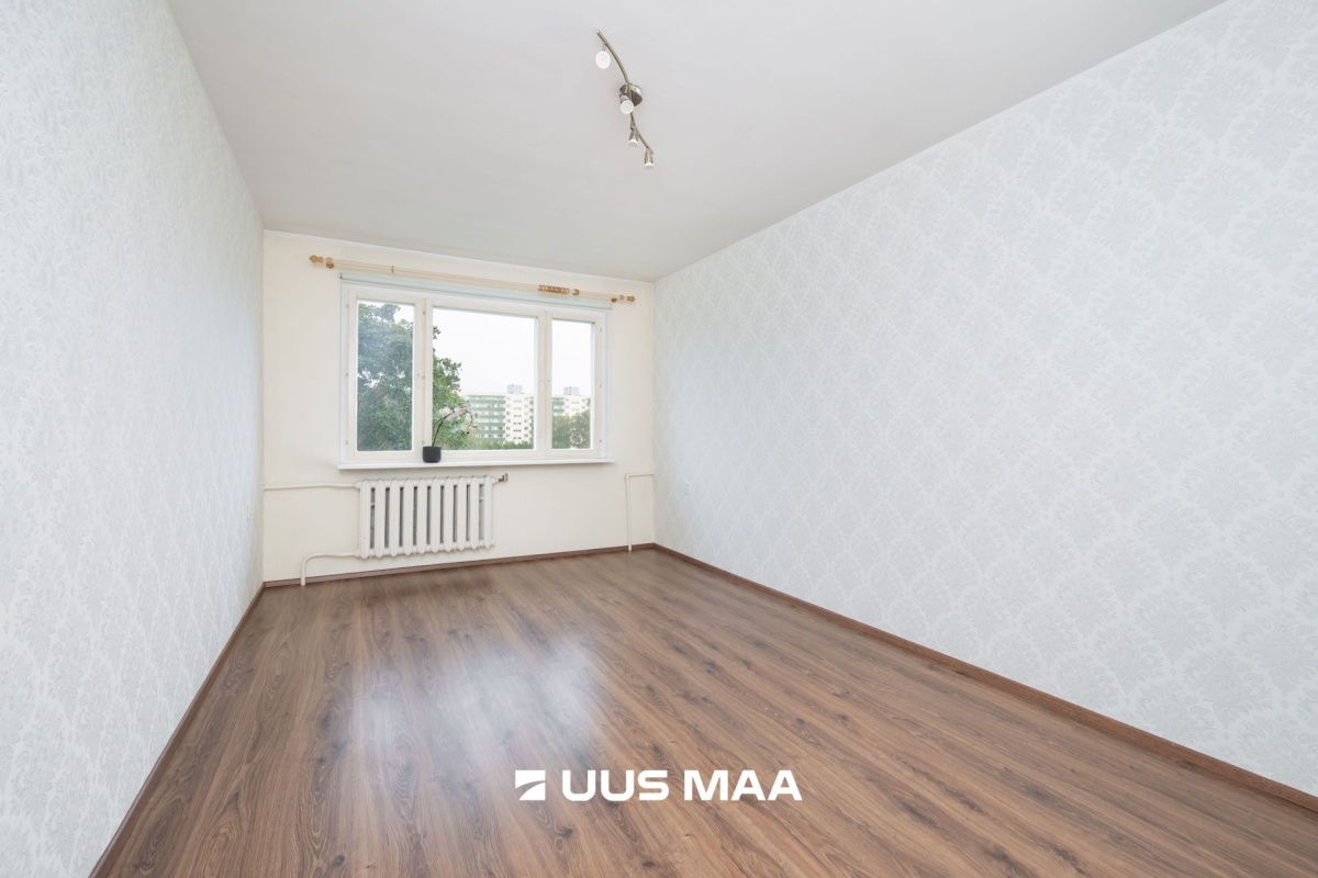 Tallinn, Mustamäe linnaosa, Mustamäe, Mustamäe tee 102