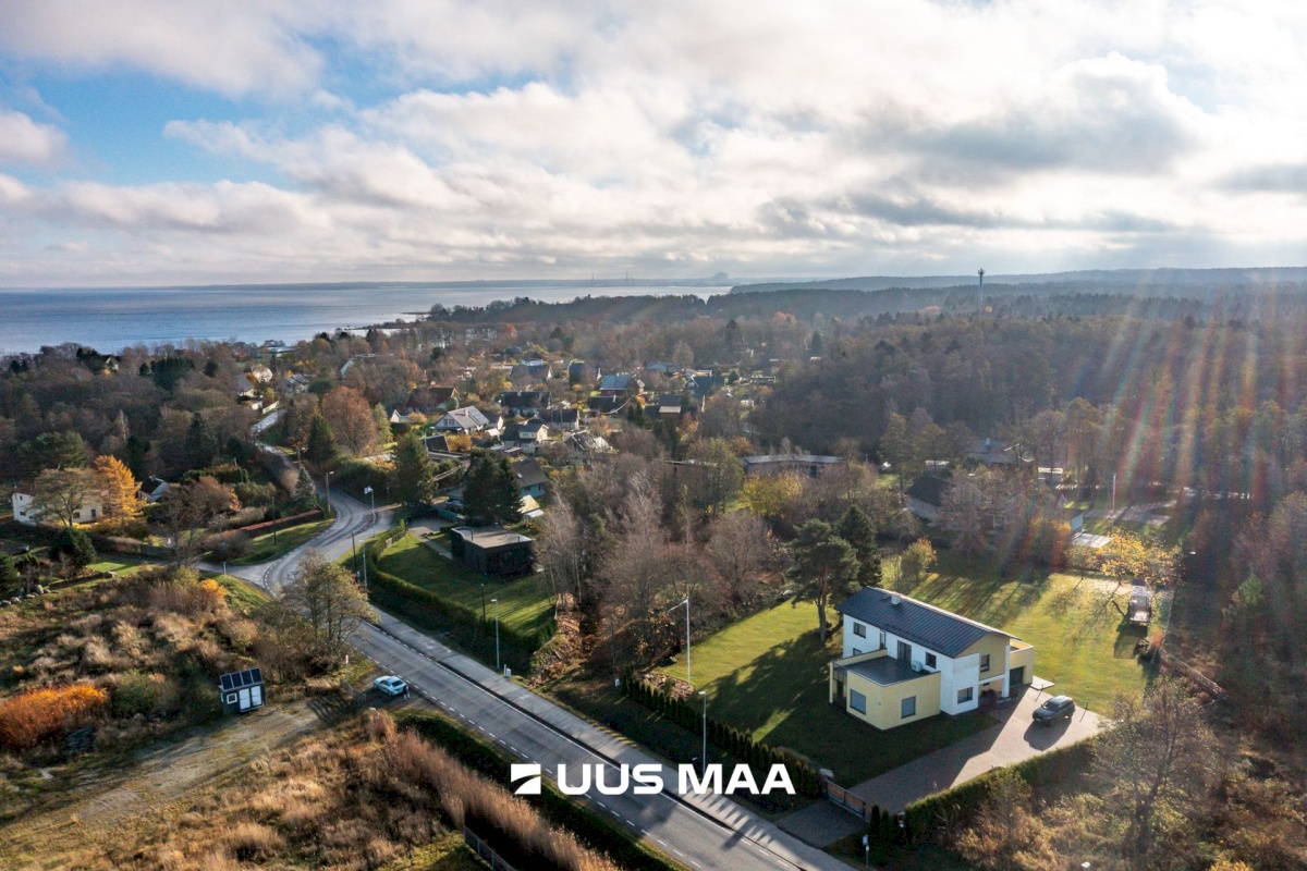 Viimsi vald, Leppneeme küla, Leppneeme tee 112