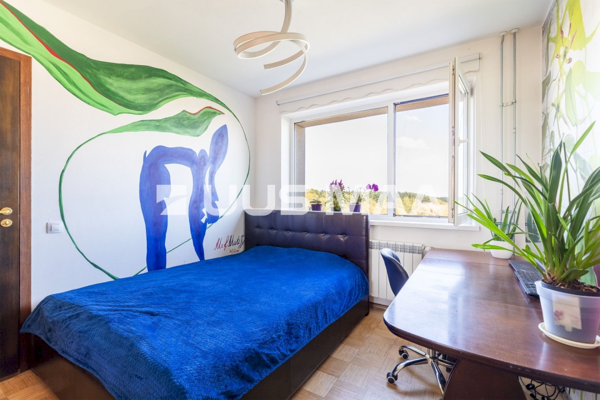 Tallinn, Haabersti linnaosa, Väike-Õismäe, Õismäe tee 148