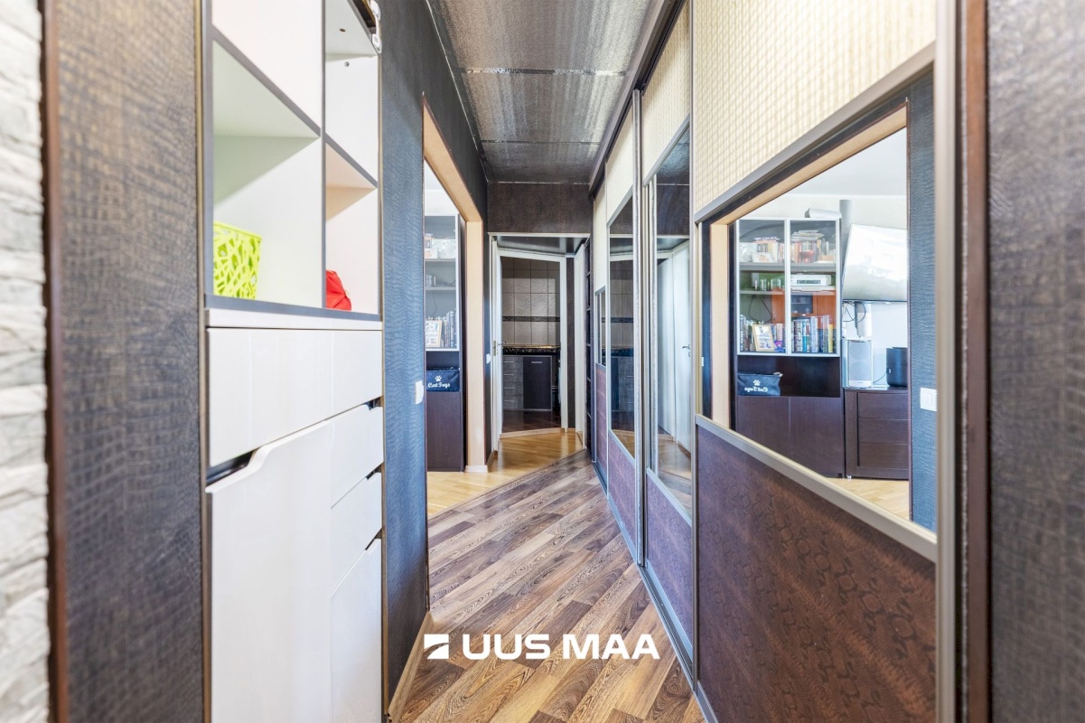 Tallinn, Haabersti linnaosa, Väike-Õismäe, Õismäe tee 148