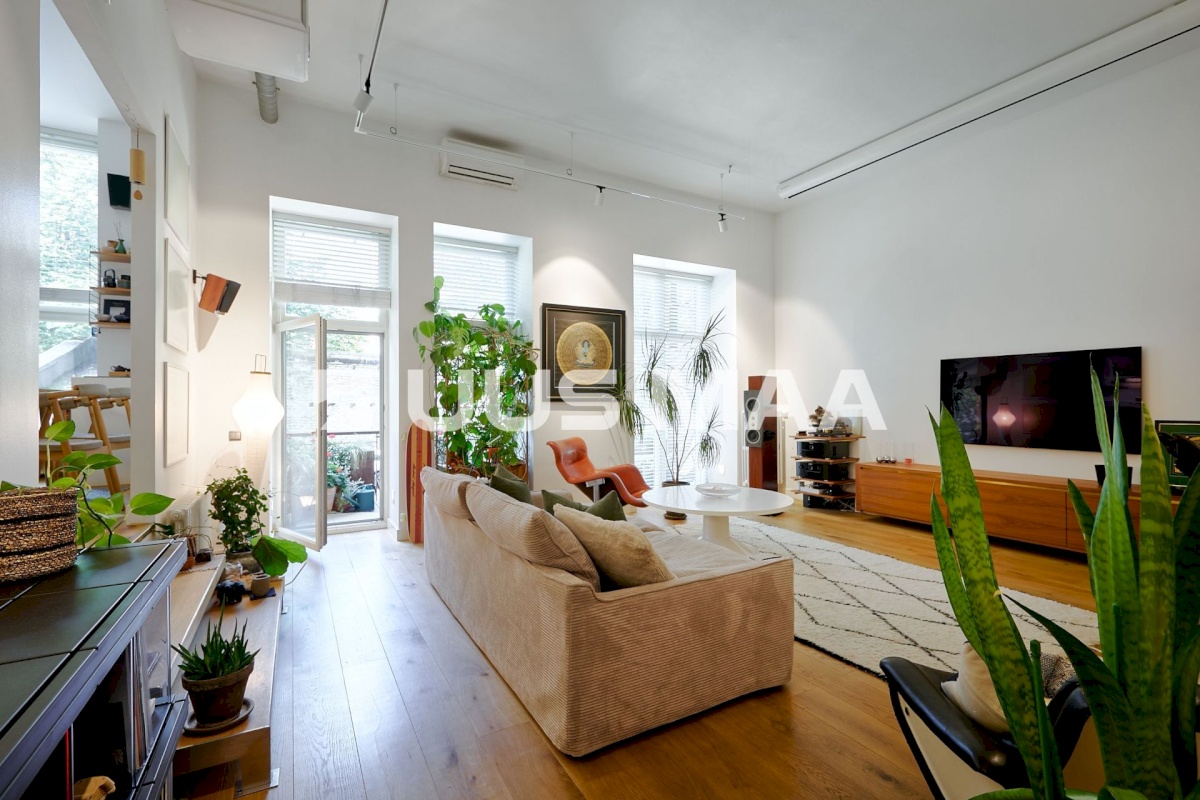 Tallinn, Kesklinna linnaosa, F. R. Kreutzwaldi 10