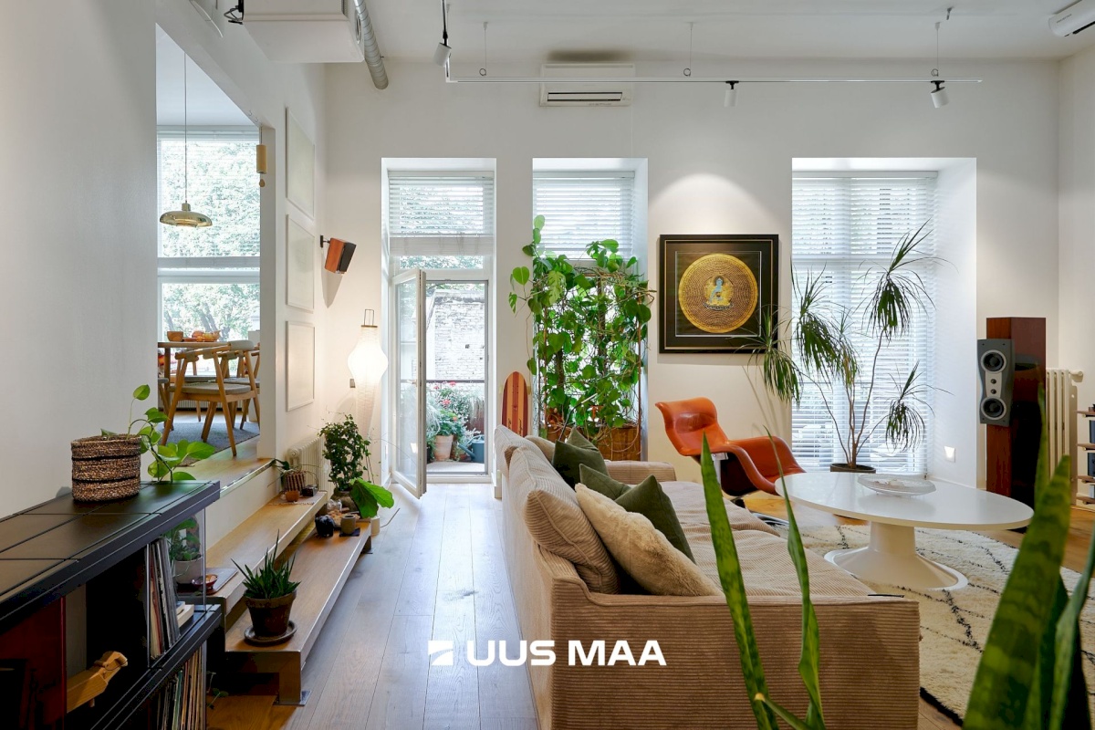 Tallinn, Kesklinna linnaosa, F. R. Kreutzwaldi 10