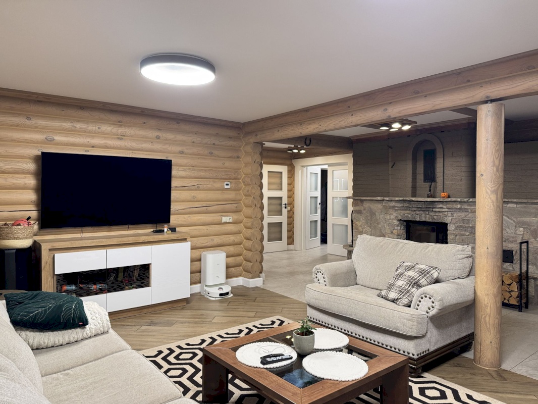 Maardu linn, Rajaniidu tn 14