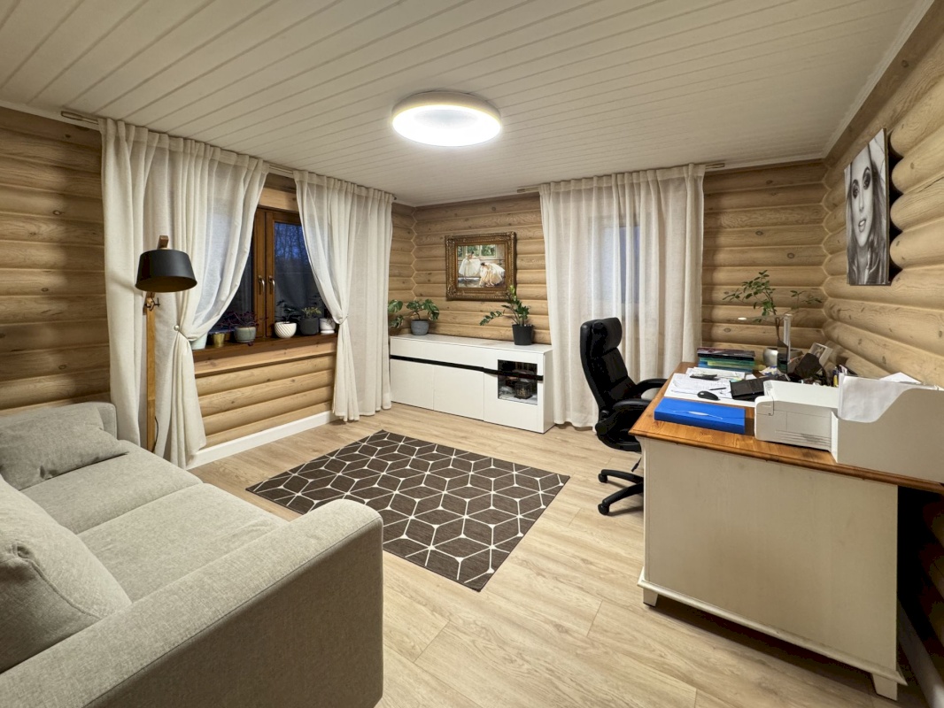 Maardu linn, Rajaniidu tn 14