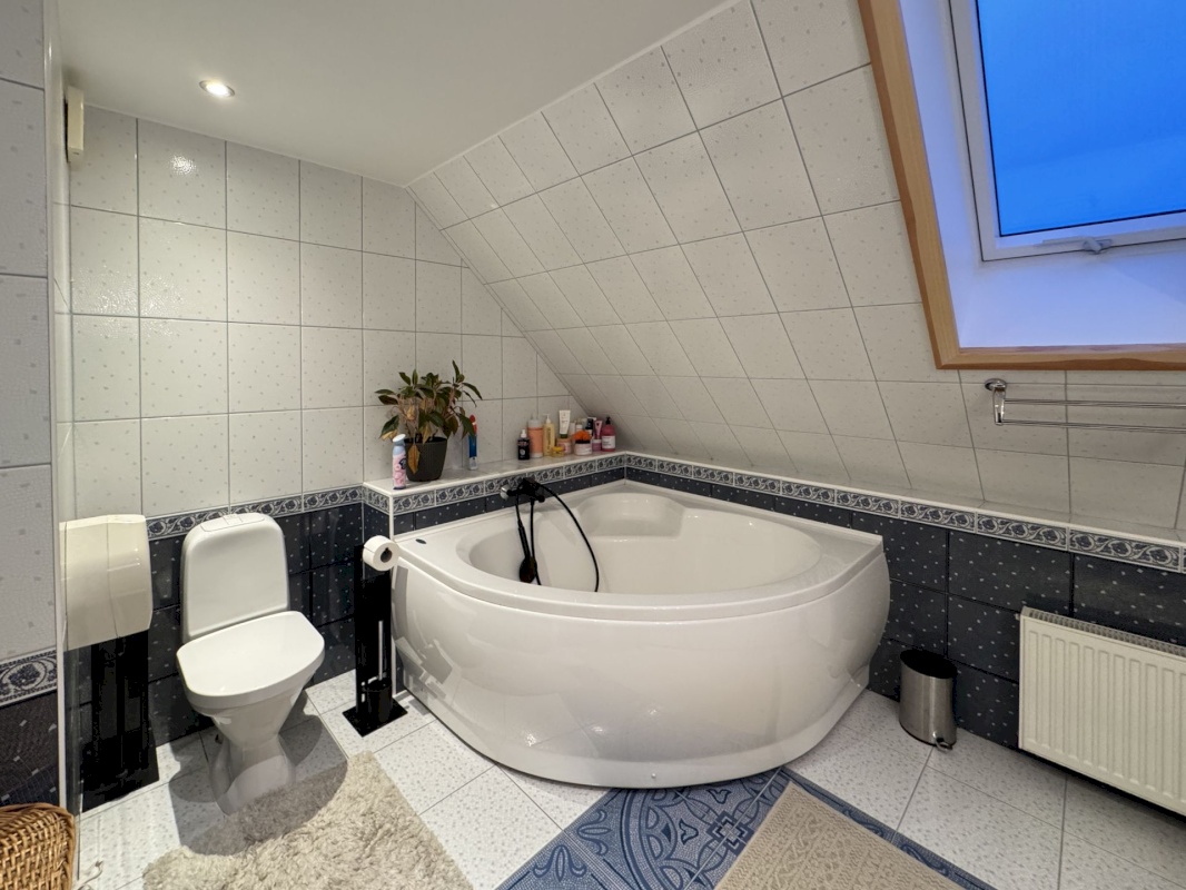 Maardu linn, Rajaniidu tn 14