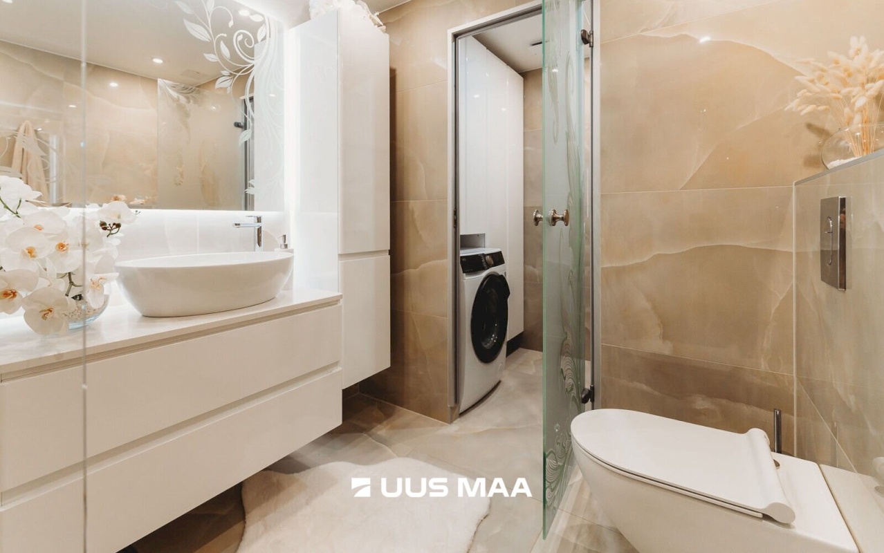 Tallinn, Kesklinna linnaosa, Kadriorg, Liivaoja 2