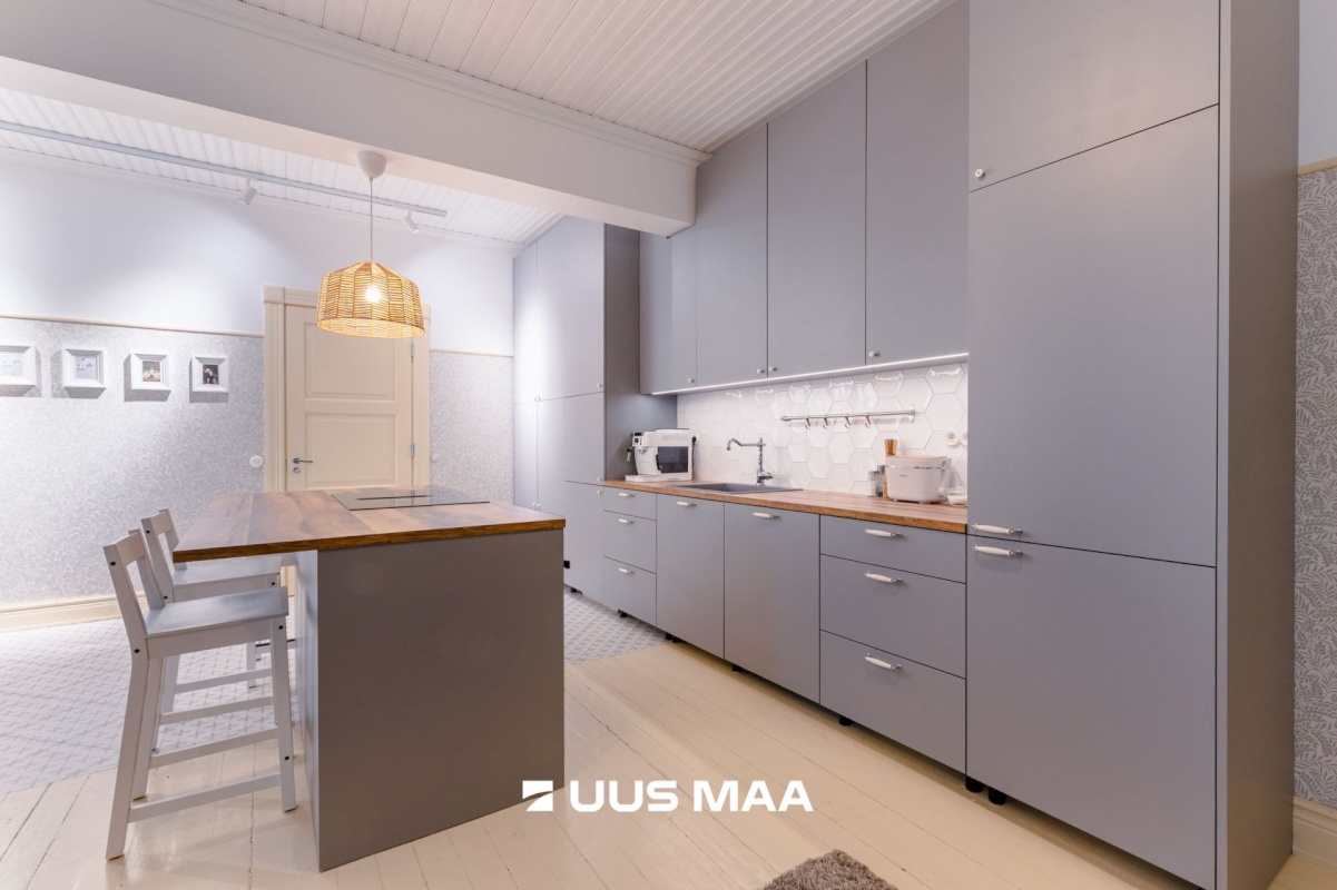 Rakvere linn, Pikk 37