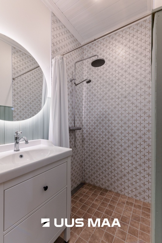 Rakvere linn, Pikk 37