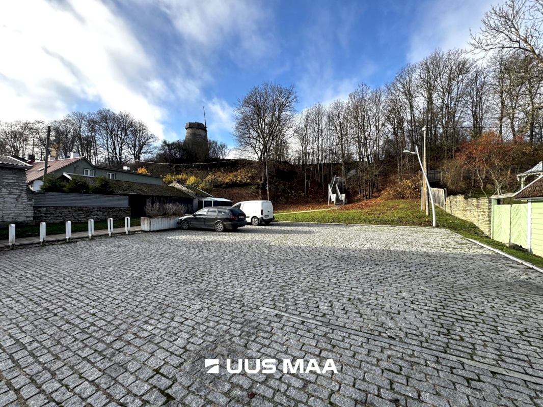 Rakvere linn, Pikk 37