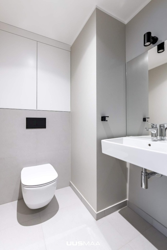 Tallinn, Kesklinna linnaosa, Pärnu mnt 127c