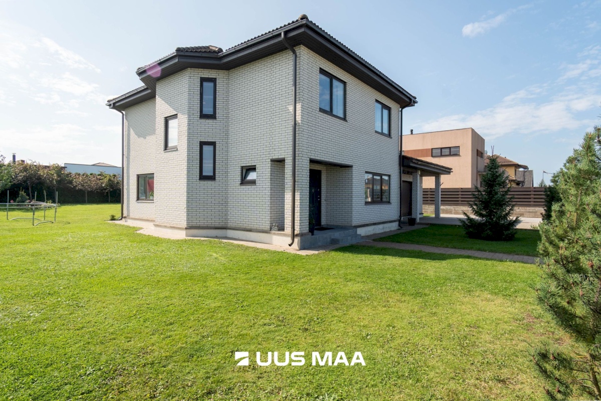 Rae vald, Järveküla, Männi tee 18