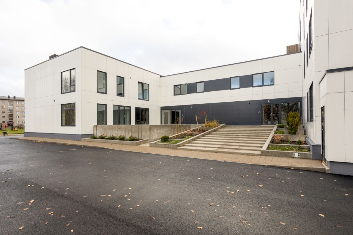 Maardu linn, Avar 8-28