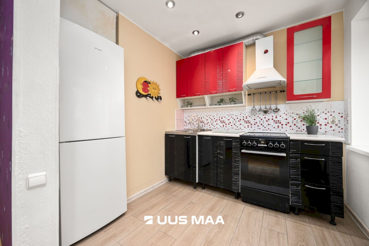 Lääne-Harju vald, Ämari alevik, lennu 13