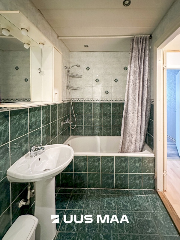 Tapa vald, Tapa linn, Õhtu pst 30