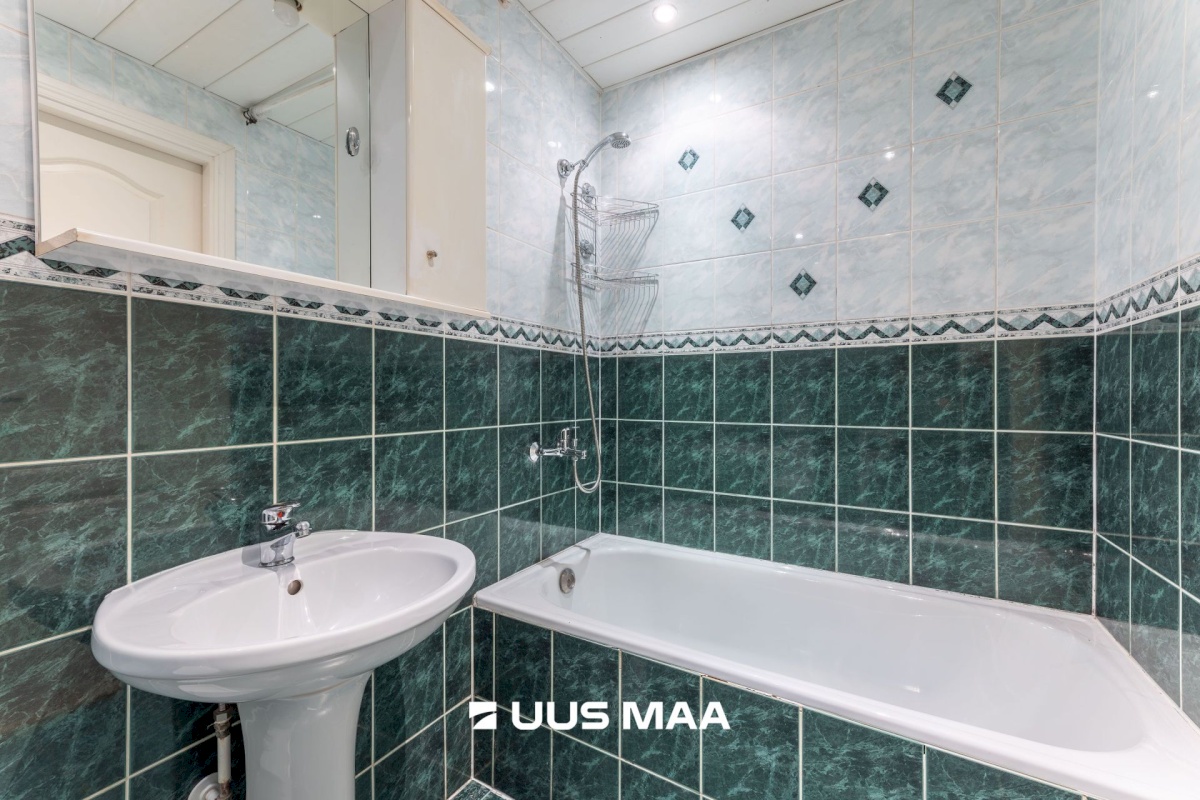 Tapa vald, Tapa linn, Õhtu pst 30