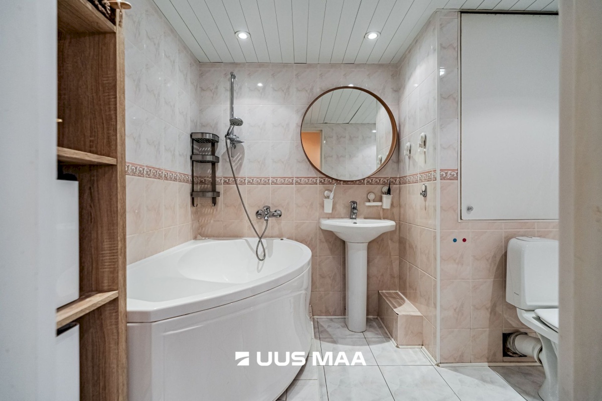 Tallinn, Lasnamäe linnaosa, Pikri tn 2