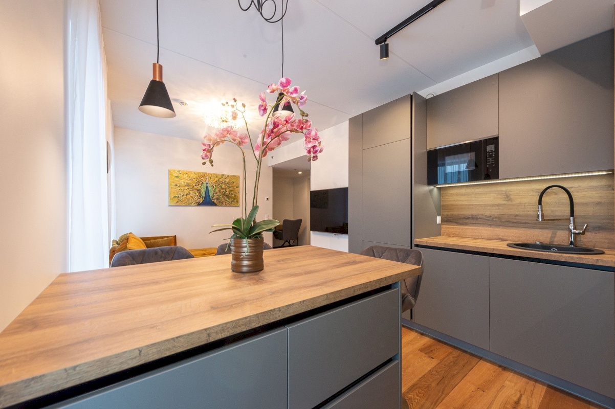 Tallinn, Kristiine linnaosa, Tondi, Seebi tn 1