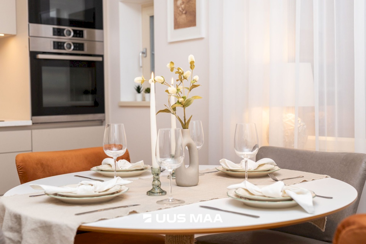 Tallinn, Kesklinna linnaosa, Kassisaba, C.R.Jakobsoni 7