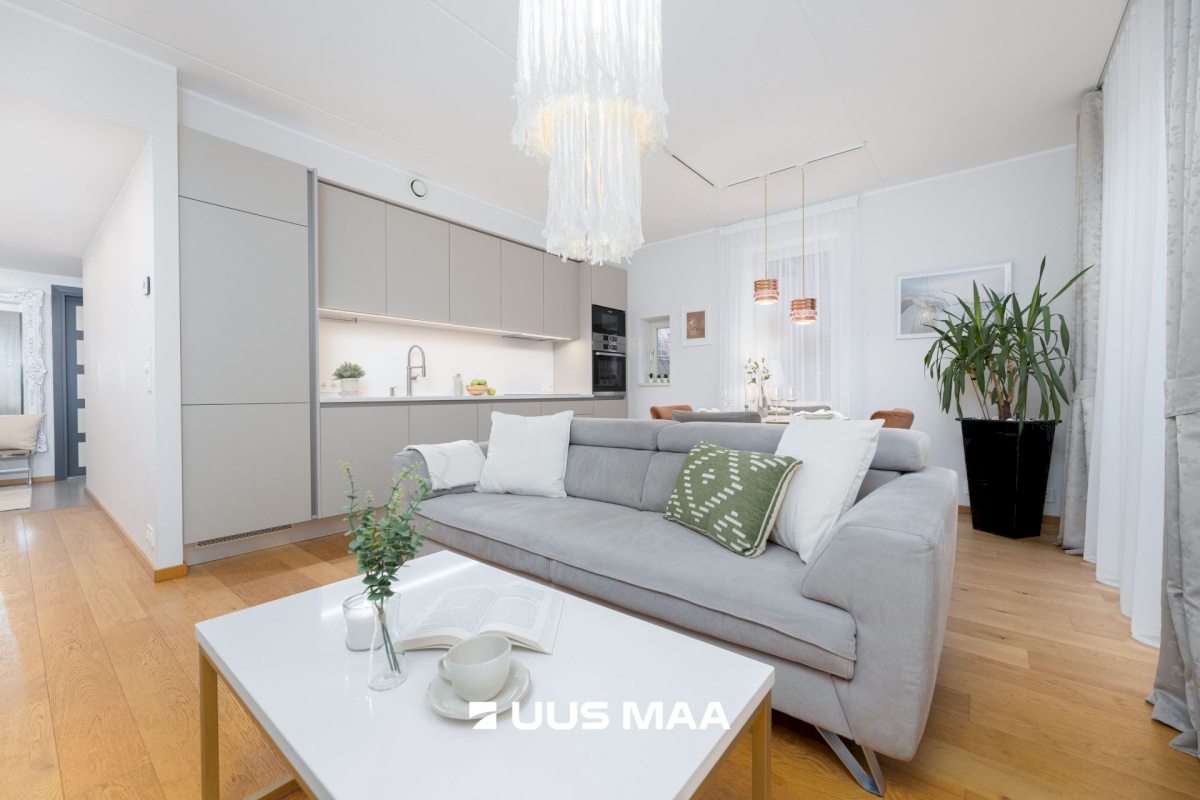 Tallinn, Kesklinna linnaosa, Kassisaba, C. R. Jakobsoni 7