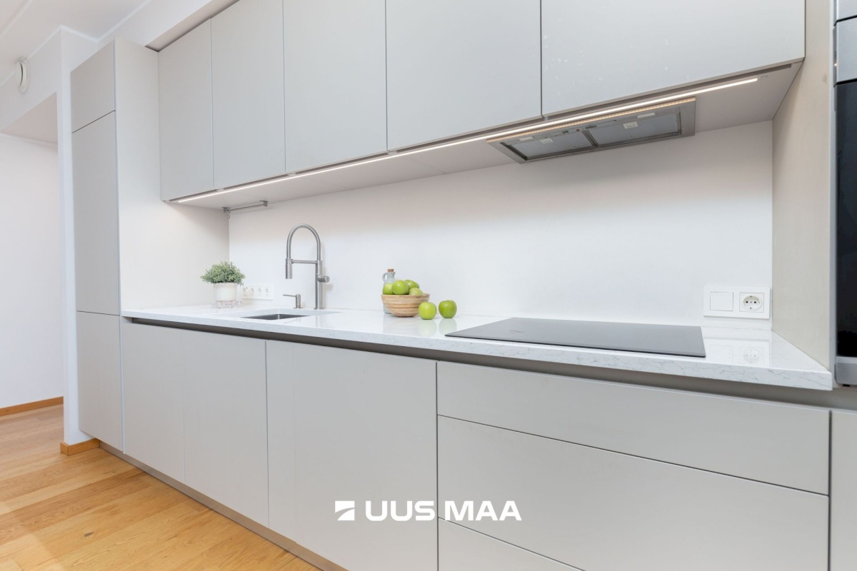 Tallinn, Kesklinna linnaosa, Kassisaba, C. R. Jakobsoni 7