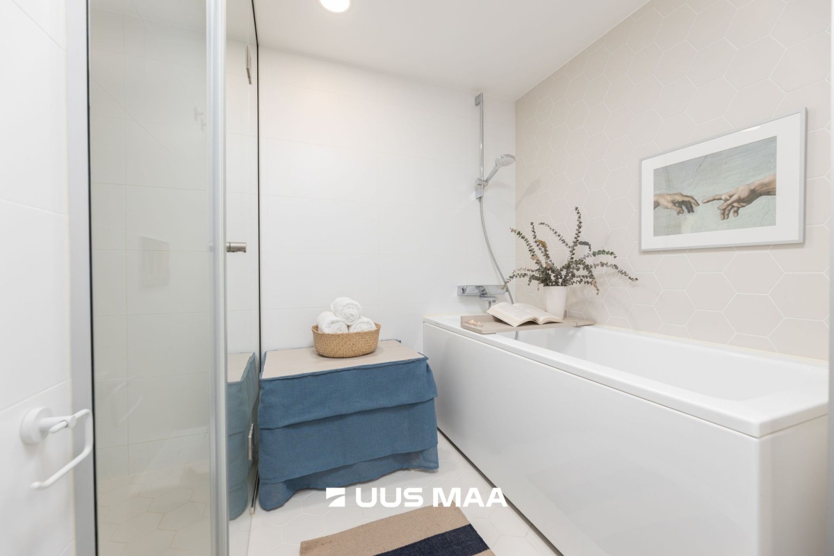 Tallinn, Kesklinna linnaosa, Kassisaba, C. R. Jakobsoni 7