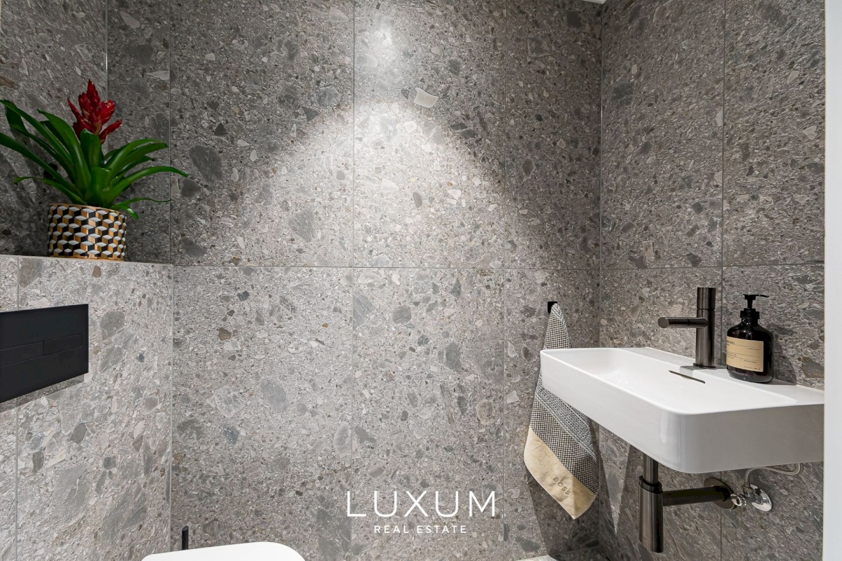 Tallinn, Põhja-Tallinna linnaosa, Kalamaja, Uus-Volta 9/1