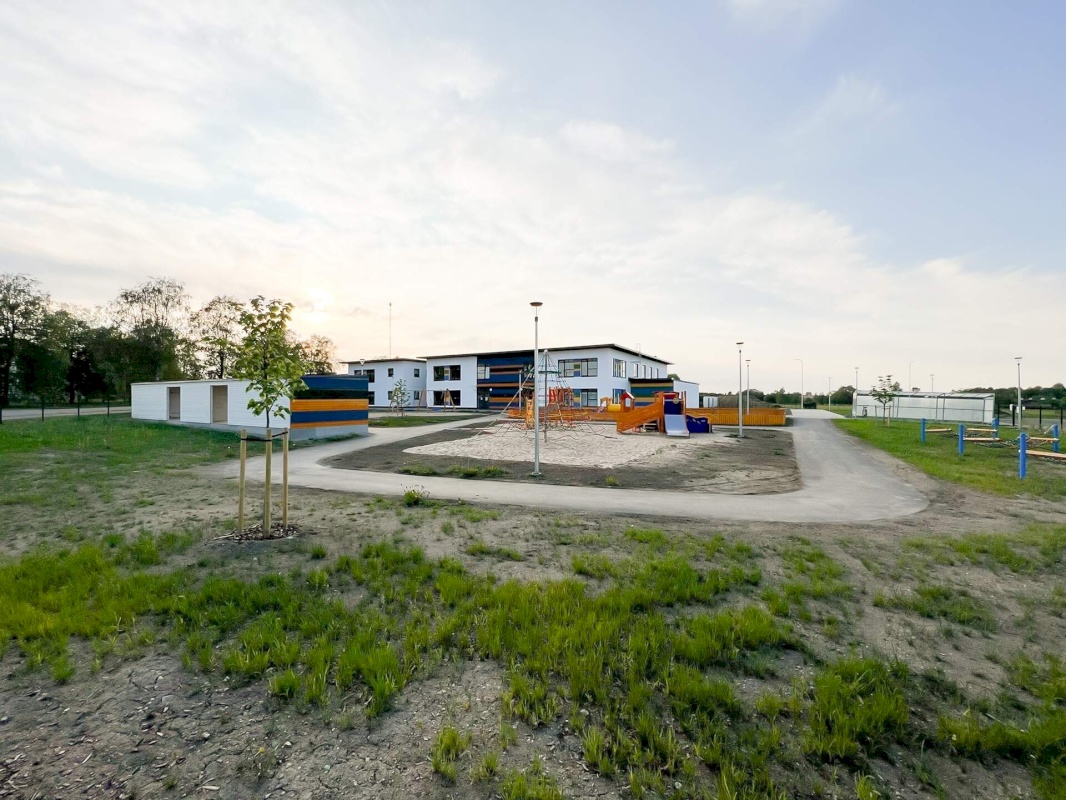 Anija vald, Kehra linn, Aia tn 2