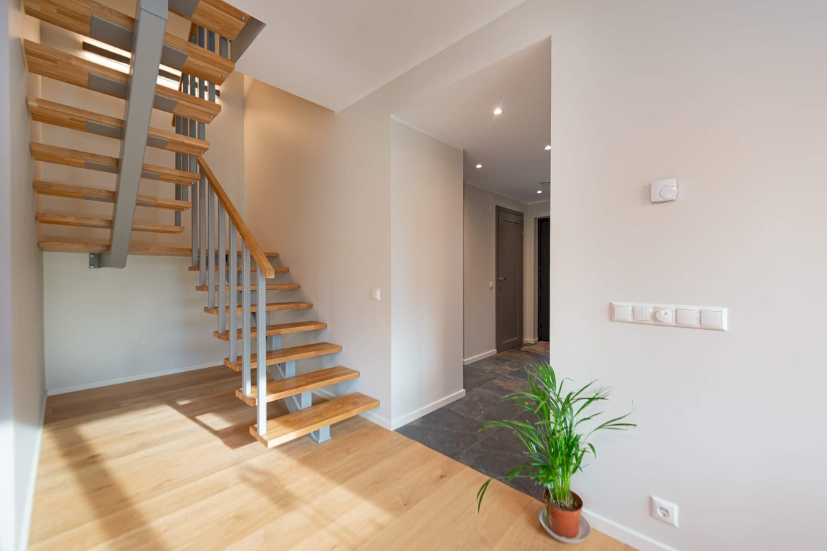 Anija vald, Kehra linn, Aia tn 2